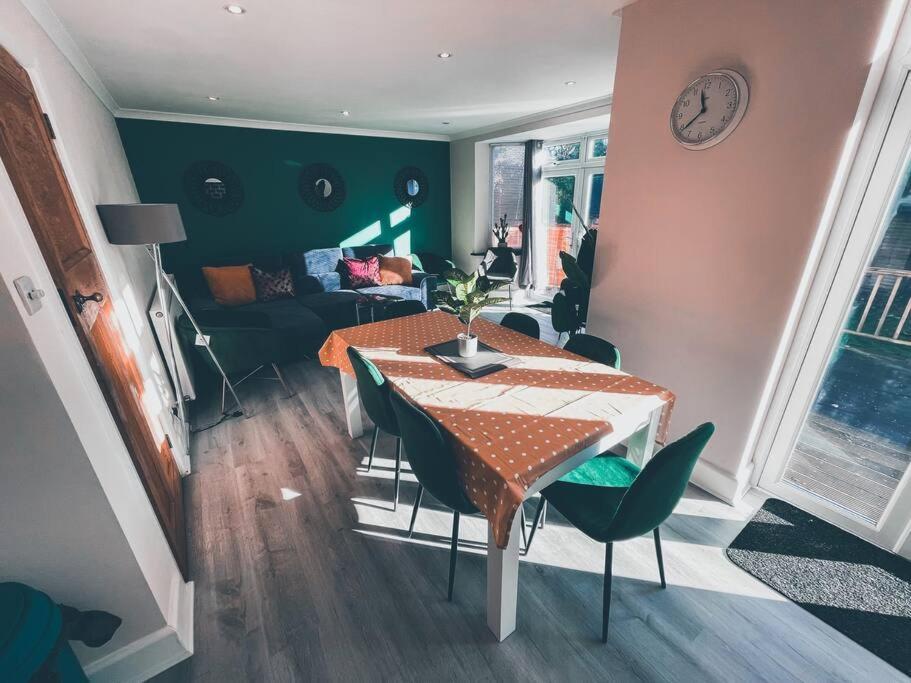 Modern 3 Ground Floor Parking And Garden Διαμέρισμα Μπόρνμουθ Εξωτερικό φωτογραφία